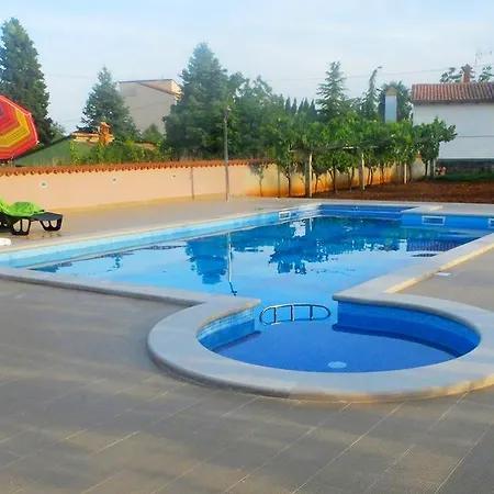 Neva Hotel